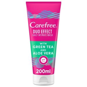 Carefree Intimate Wash Green Tea And Aloe Vera 200ml
