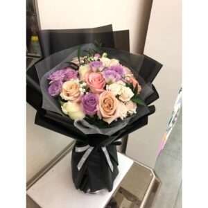 Lati-Flower-BLACK BEAUTY