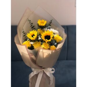 Lati-Flower-RAISING BLOOM