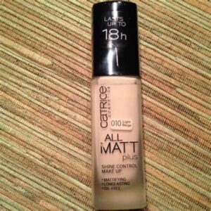 Ctrce-933157-All-Matt-Shine-Control-Make-Up-010N