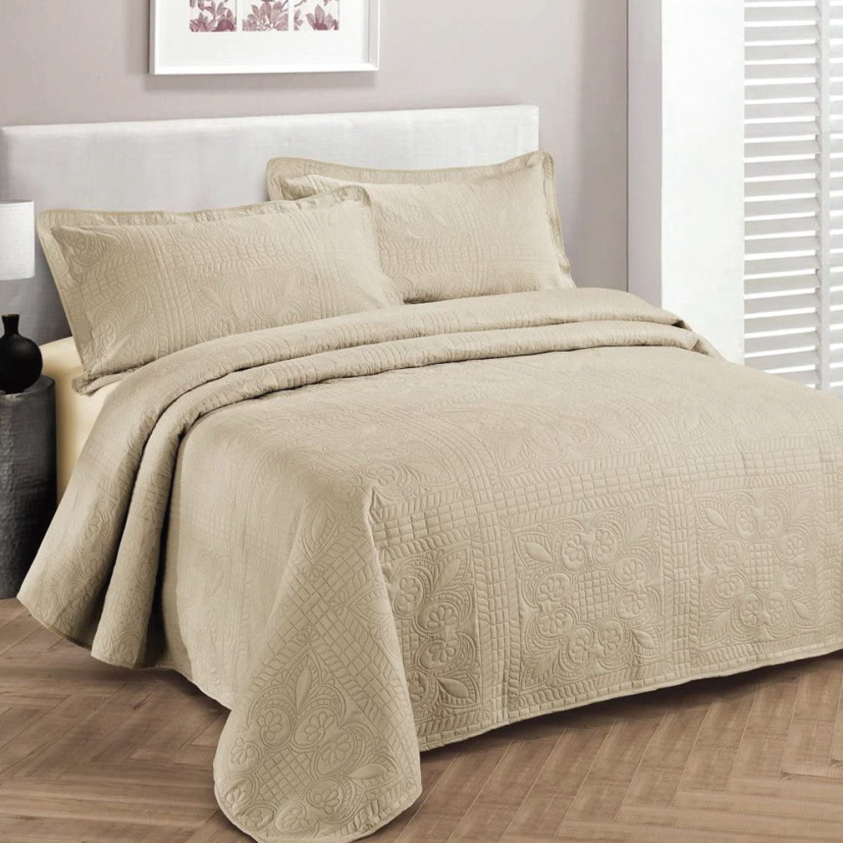 bed-cover-plain